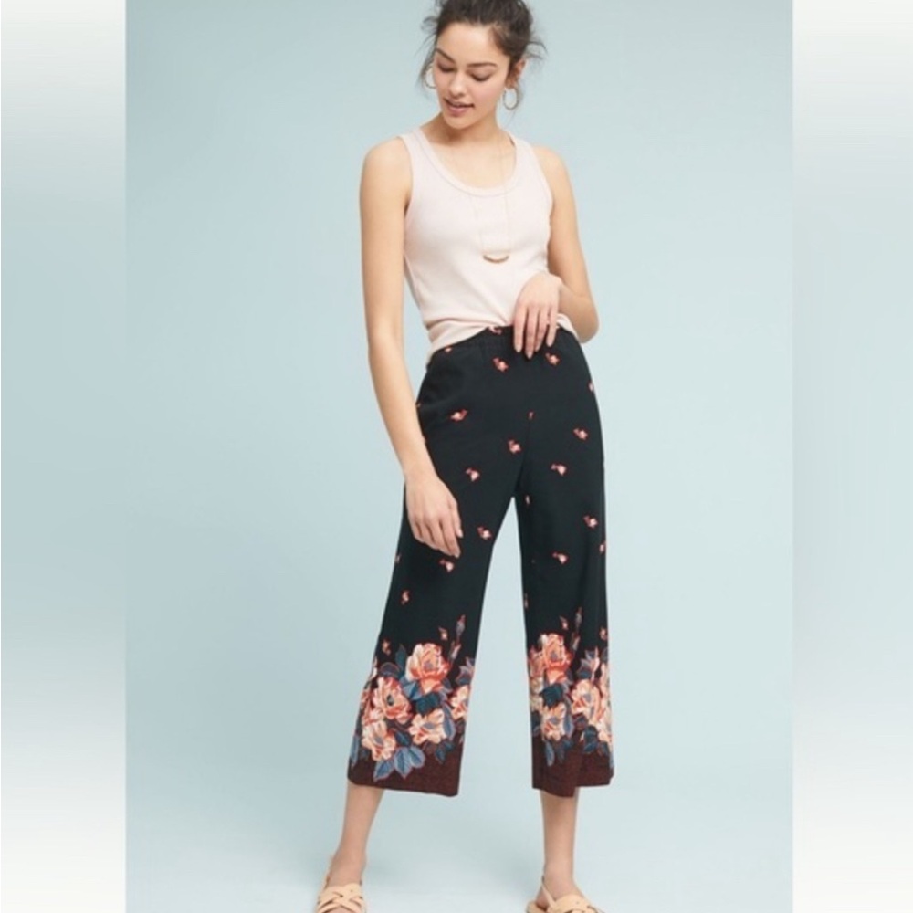 Anthropologie loose fit pants. Size Small.